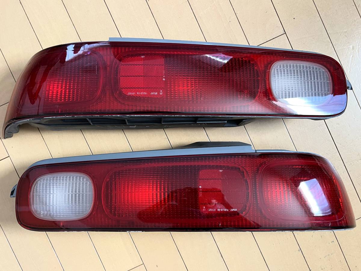 ACURA INTEGRA DC2 後期 純正 テールランプ レッドテール オール ACURA INTEGRA DC2 後期 純正 テールランプ レッドテール オール