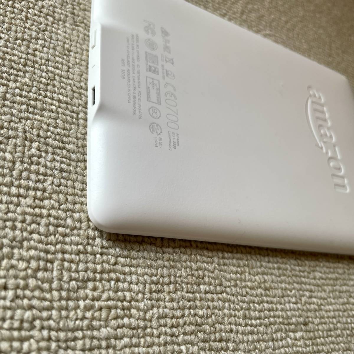 Kindle Paperwhite 7世代 32GB マンガモデル 広告付モデル ホワイト_画像4