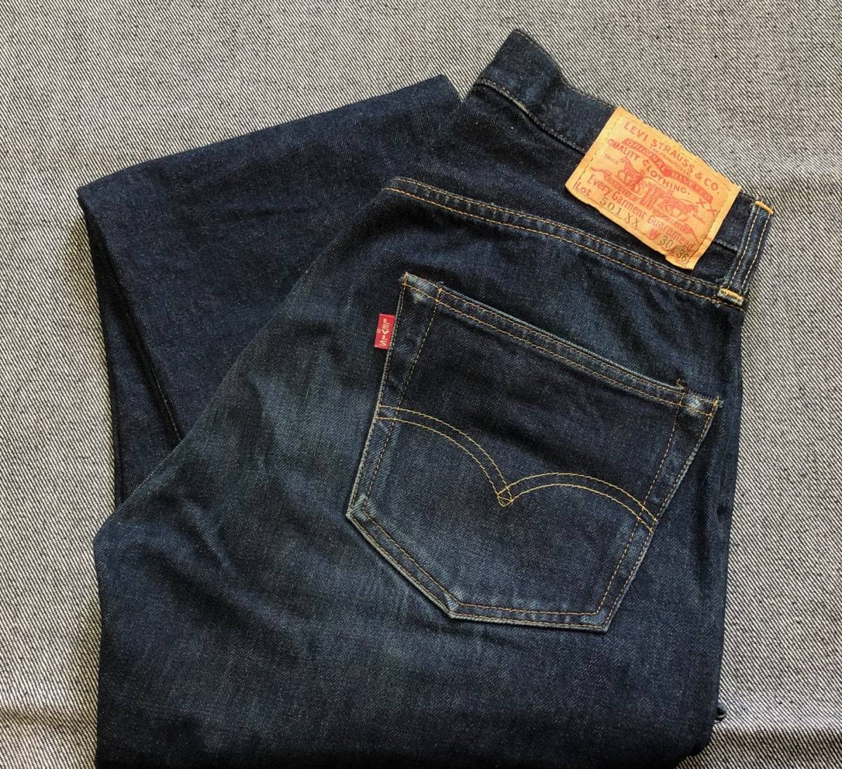 復刻LEVIS リーバイス501XX 55年モデル 刻印555 バレンシア 表記W30インチ！まっ紺! [ヴィンテージ好きにも！ _画像1