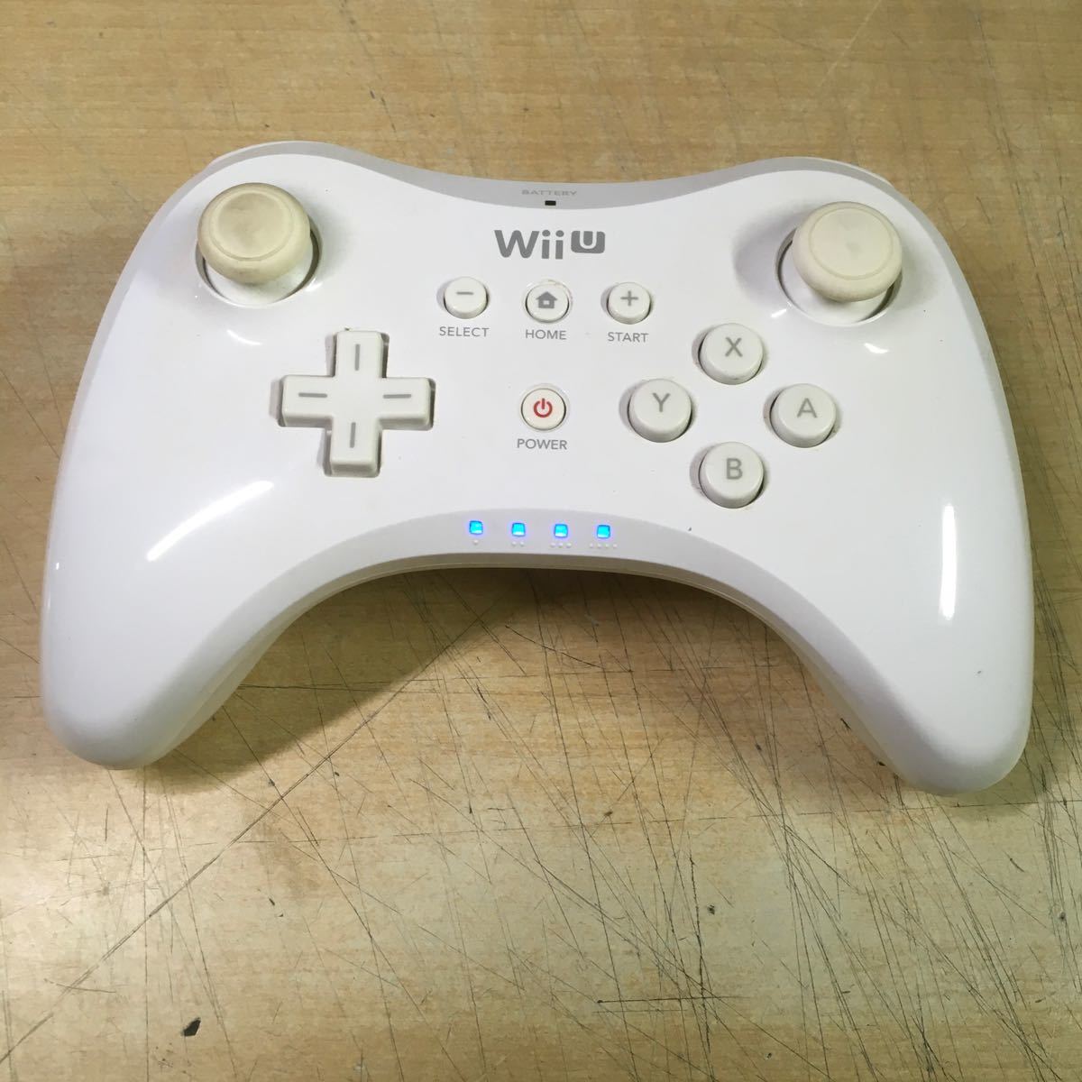 【送料無料】(010913D) Nintendo WiiU WUP-005 Wii U PRO コントローラー ゲームコントローラー　中古品 _画像2