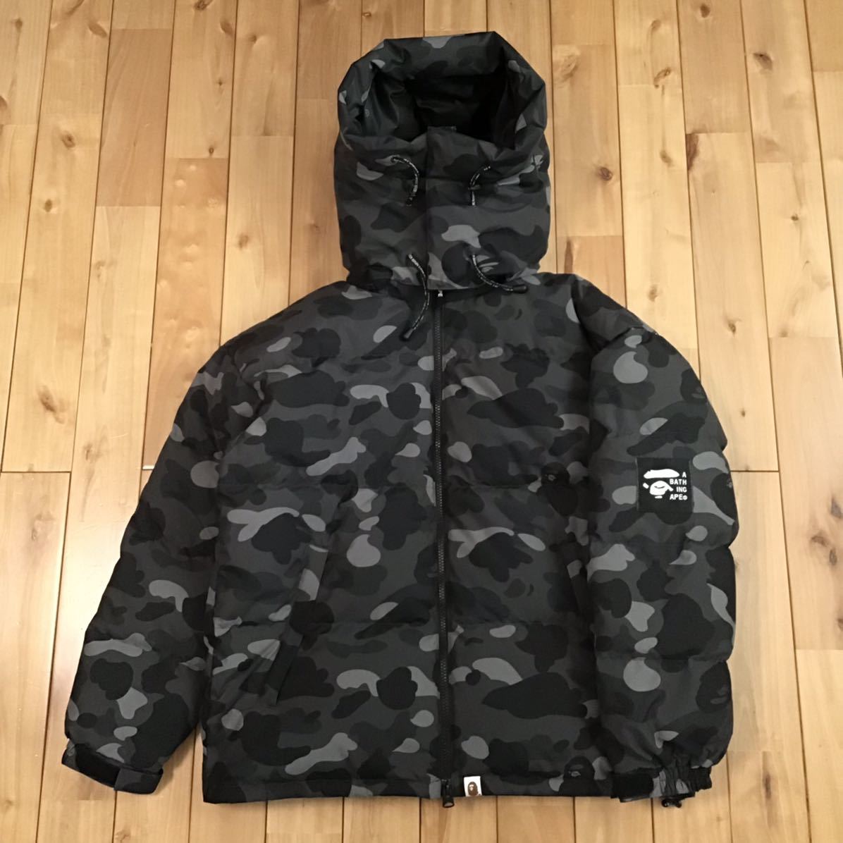 フード付き ダウンジャケット Black camo Sサイズ a bathing ape BAPE hoodie down jacket エイプ ベイプ アベイシングエイプ 迷彩 mz3_画像1