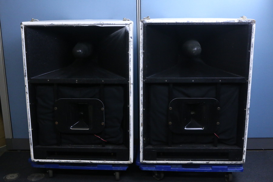 仙台市引取限定!!【EASTERN ACOUSTIC WORKS EAW KF-695isR】業務 仙台市引取限定!!【EASTERN ACOUSTIC WORKS EAW KF-695isR】業務