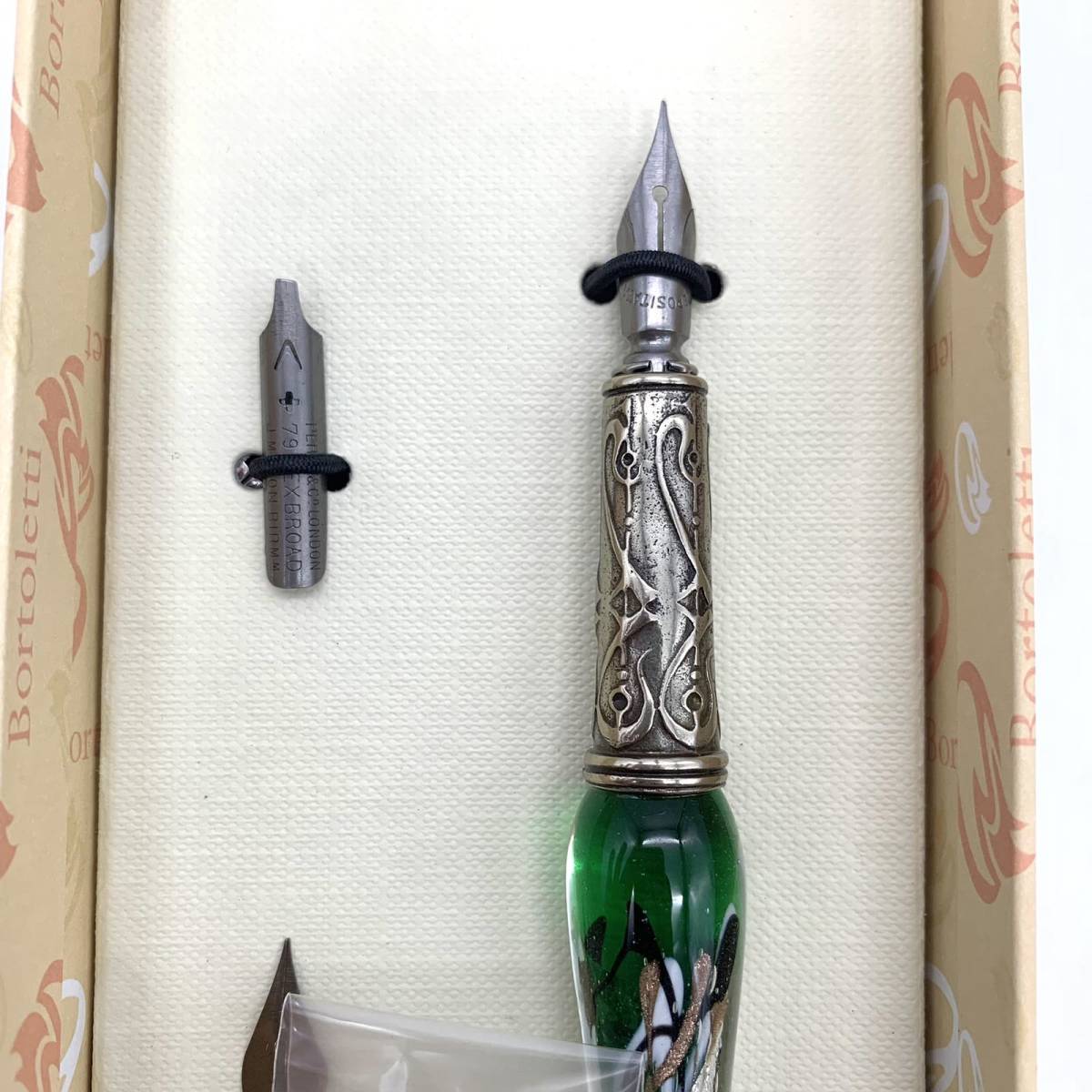 イタリア製 Bortoletti ボルトレッティ ガラスペン 緑色 ペン先替付 全長約21㎝ 筆記未確認 Y0661_画像2