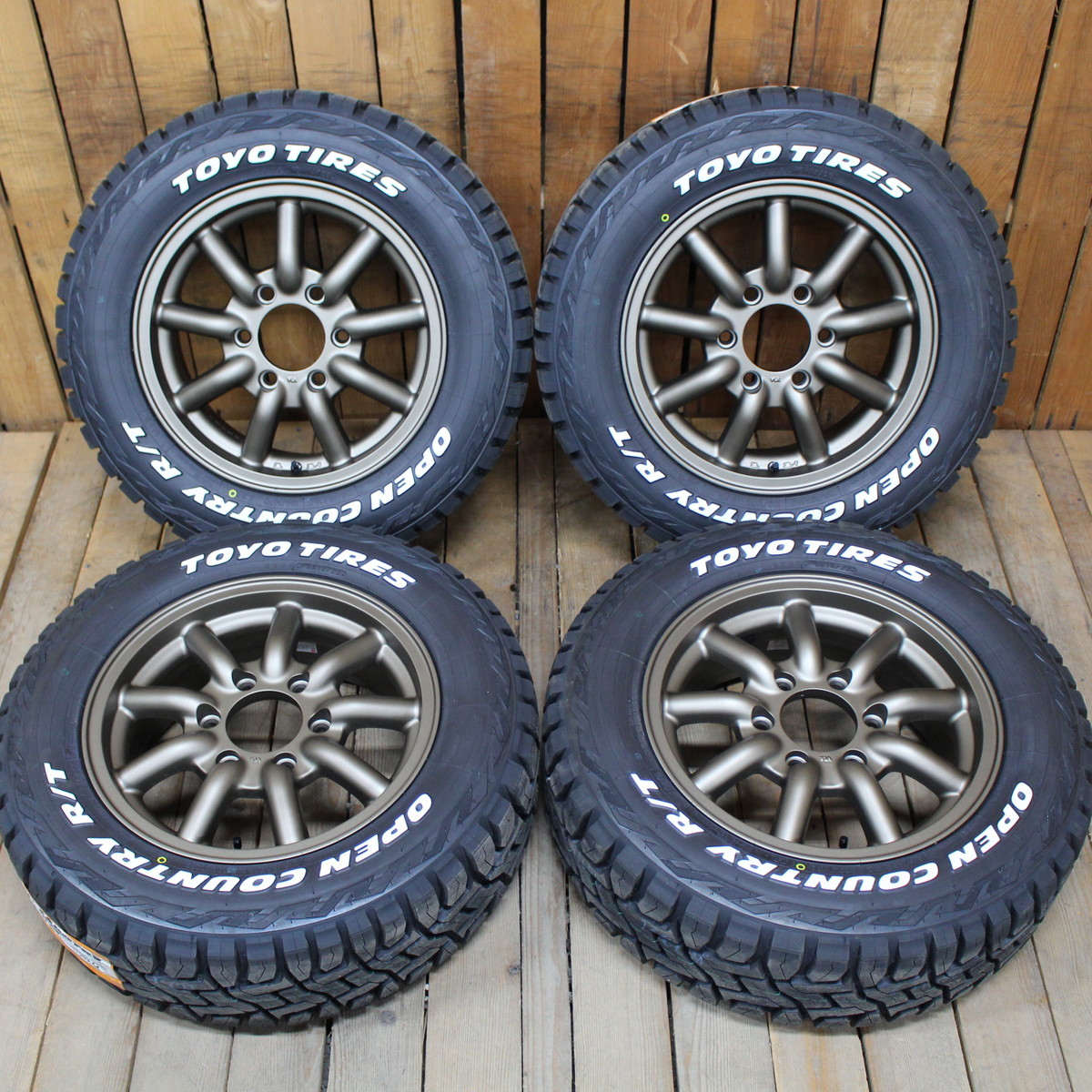 200系 ハイエース 車検対応 ファブレス BARONE MC-9 16in TOYO オープンカントリーRT 215/65R16 ホワイトレター タイヤ 4本SET_画像2