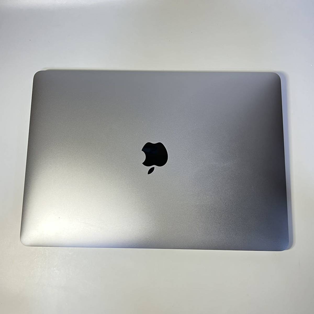 1円~【現状品】Apple MacBook Air 13インチ 2020 M1 スペースグレイ MGN63J/A 8GB 256GB 8C CPU 7C GPU ACロック有り GK-70090_画像3