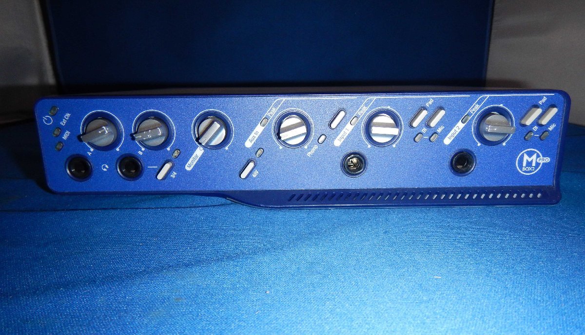 *digidesign* аудио интерфейс *MBox2 Pro*