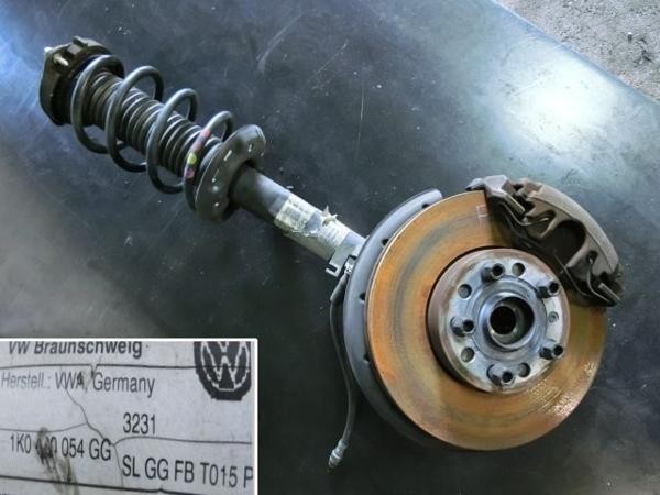 *VW Golf Touran 1TBMY right front suspension Volkswagen strut shock knuckle hub caliper 