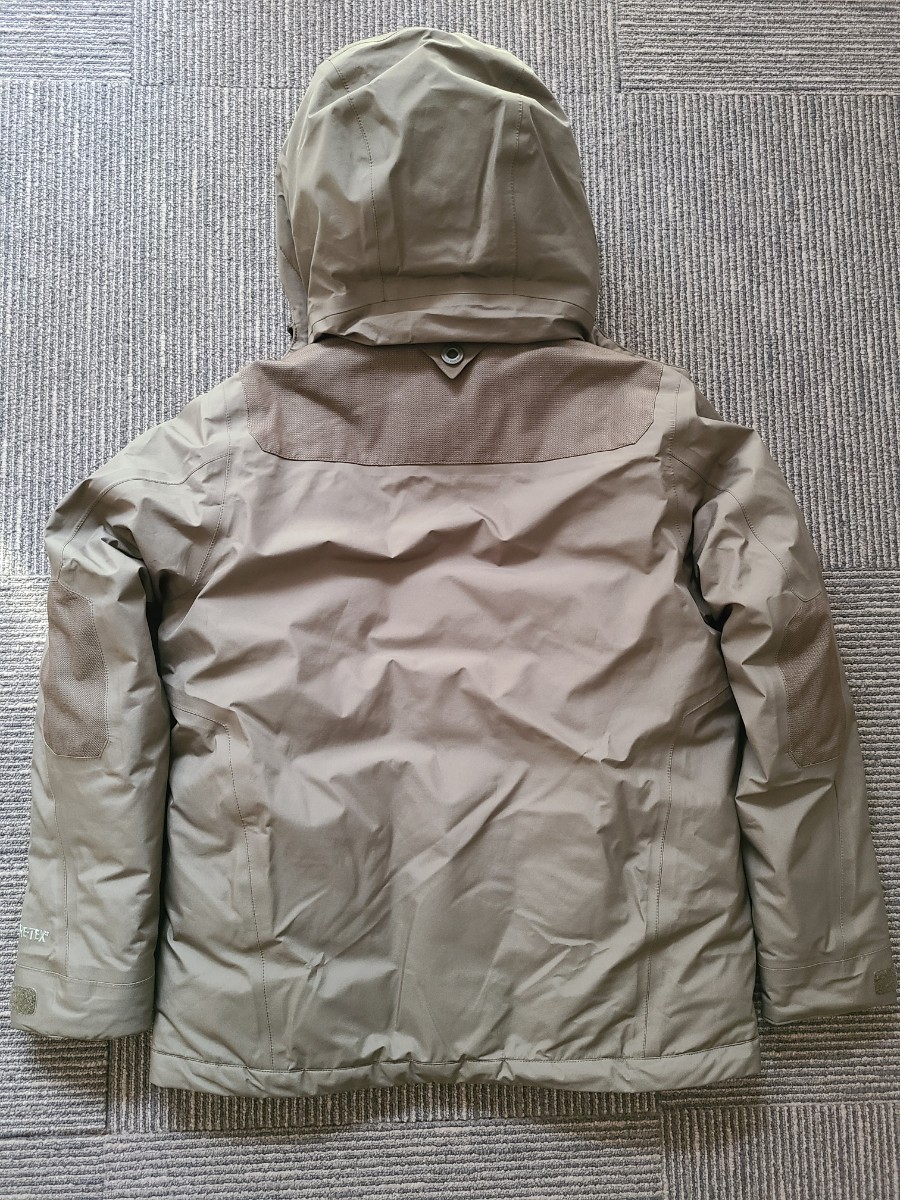 Bibian 比比昂 - White Mountaineering GORE-TEX DOWN JACKET Bibian 比比昂 - White Mountaineering GORE-TEX DOWN JACKET