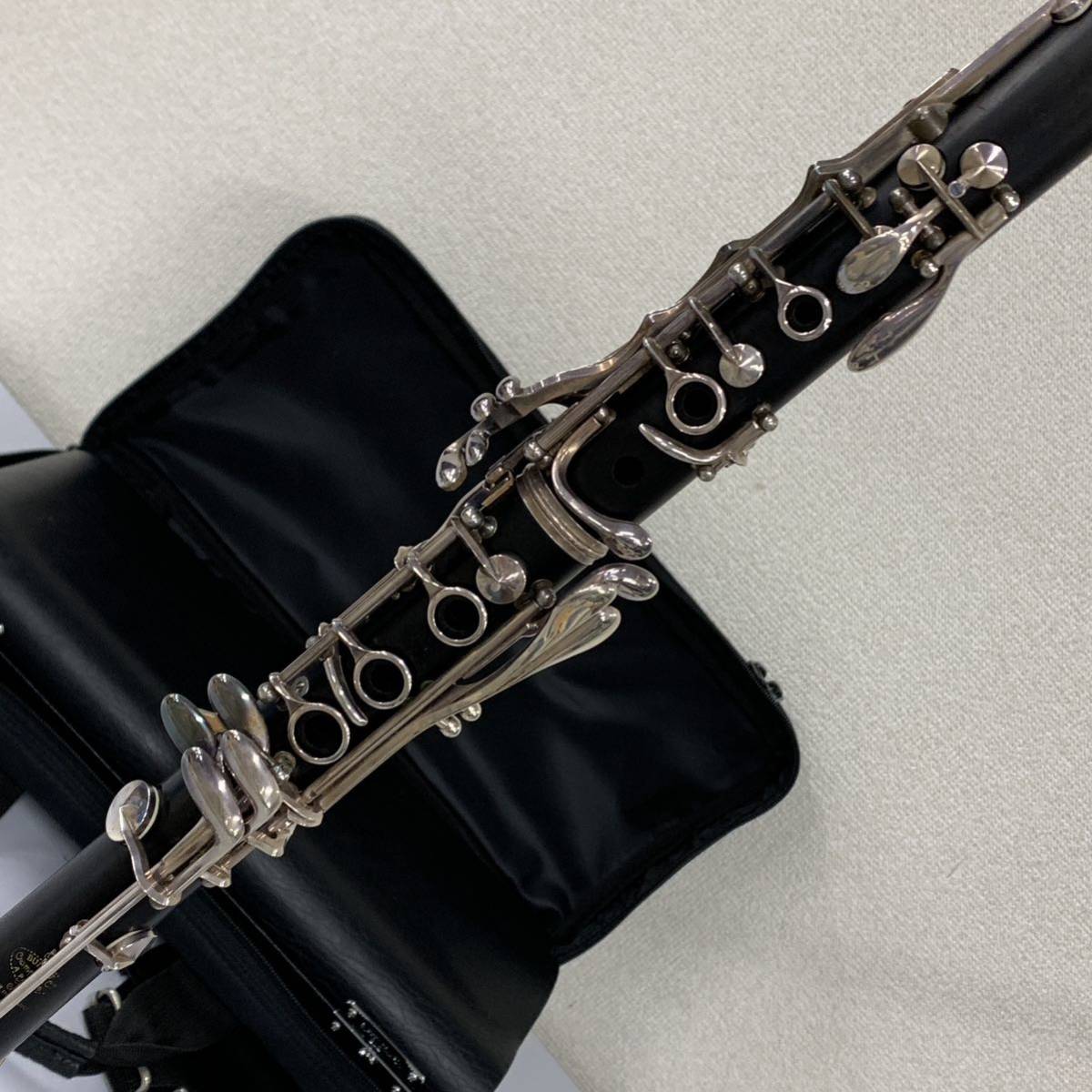 【R3】 Buffet Crampon E13 クラリネット クランポン 中古管楽器 ハードケース付き マウスピースなし B♭クラリネット 1376-44_画像4