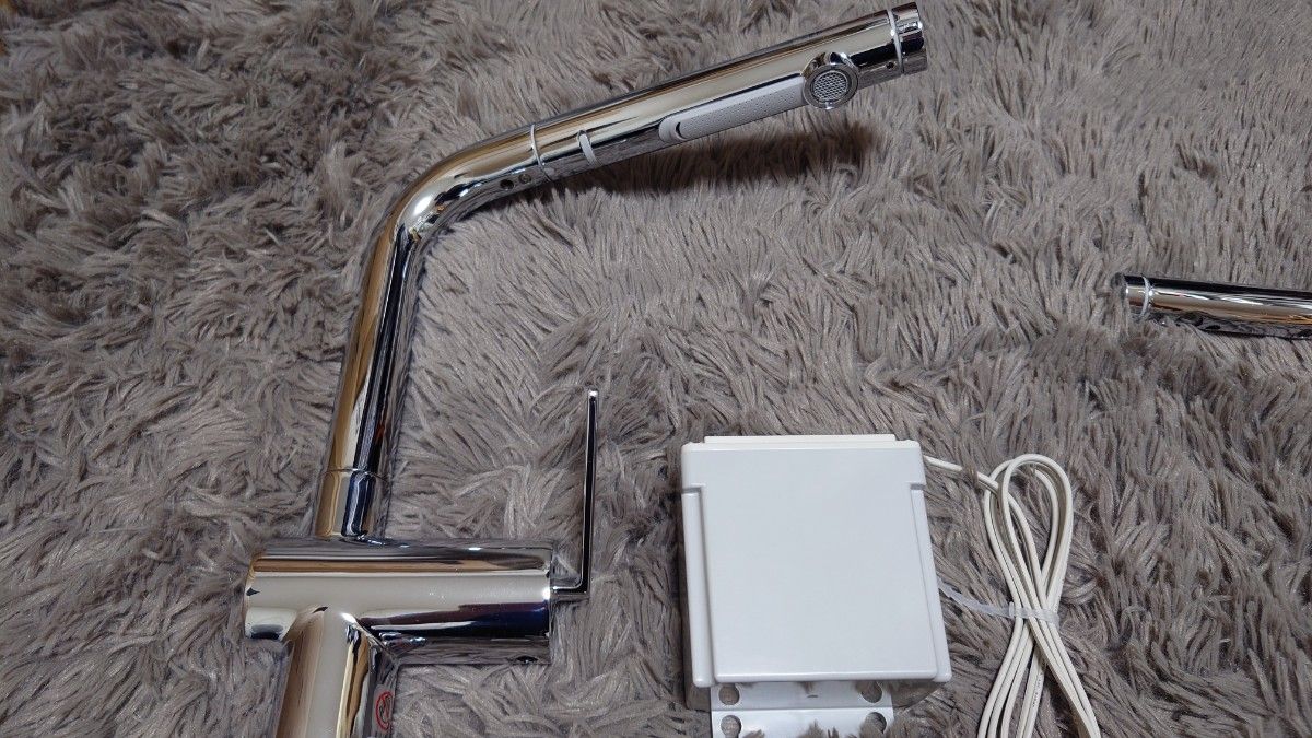 未使用 TOTO ザクラッソ タッチスイッチ水ほうき水栓LF きれい除 未使用 TOTO ザクラッソ タッチスイッチ水ほうき水栓LF きれい除