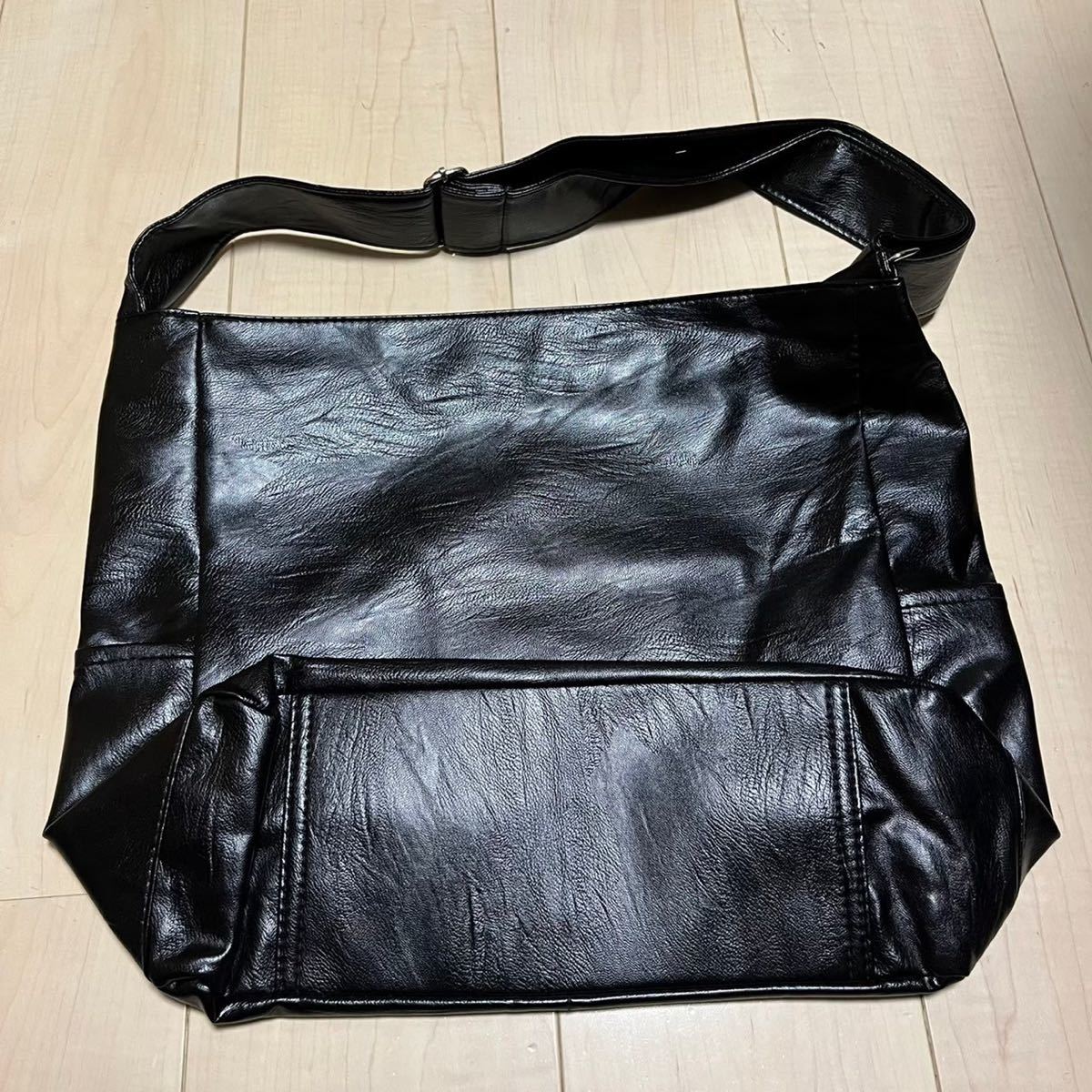 * new goods unused * PU leather messenger bag largish lady's commuting going to school university office black [371]U118