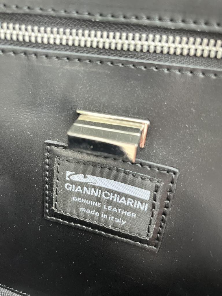 【送料込】GIANNI CHIARINI ジャンニキアリーニ バッグ ブラック×ピンク 内ポケット×1(ファスナー付) イタリア製 おでかけ 6433099_画像8