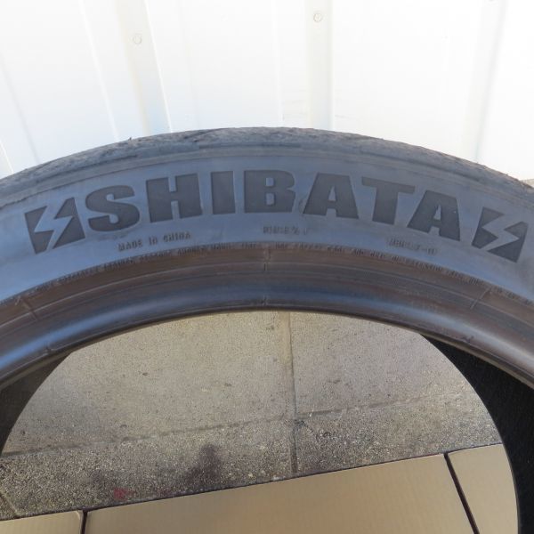 【中古】2本セット シバタイヤ 22年製 RYDANZ レイダン REVIMAX R23 TW200 235/40ZR18 235/40-18 スポーツカー サーキット練習走行に_画像3