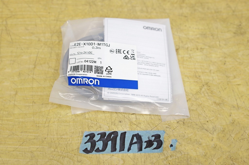 3391A23 未使用 OMRON オムロン 近接センサ E2E-X10D1-M1TGJ 0.3m_画像1