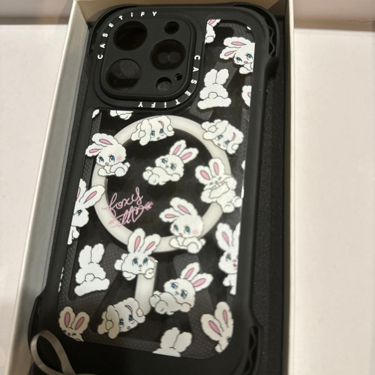 CASETiFY ウルトラバウンスケース Bunnies うさぎ iPhone15pro CASETiFY ウルトラバウンスケース Bunnies うさぎ iPhone15pro