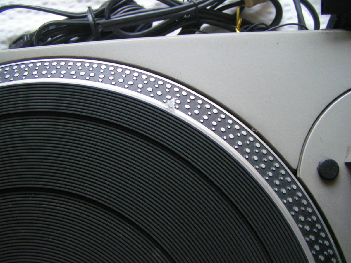 テクニクス レコードプレーヤーTechnics SL-1300 (稼働品ですが テクニクス レコードプレーヤーTechnics SL-1300 (稼働品ですが