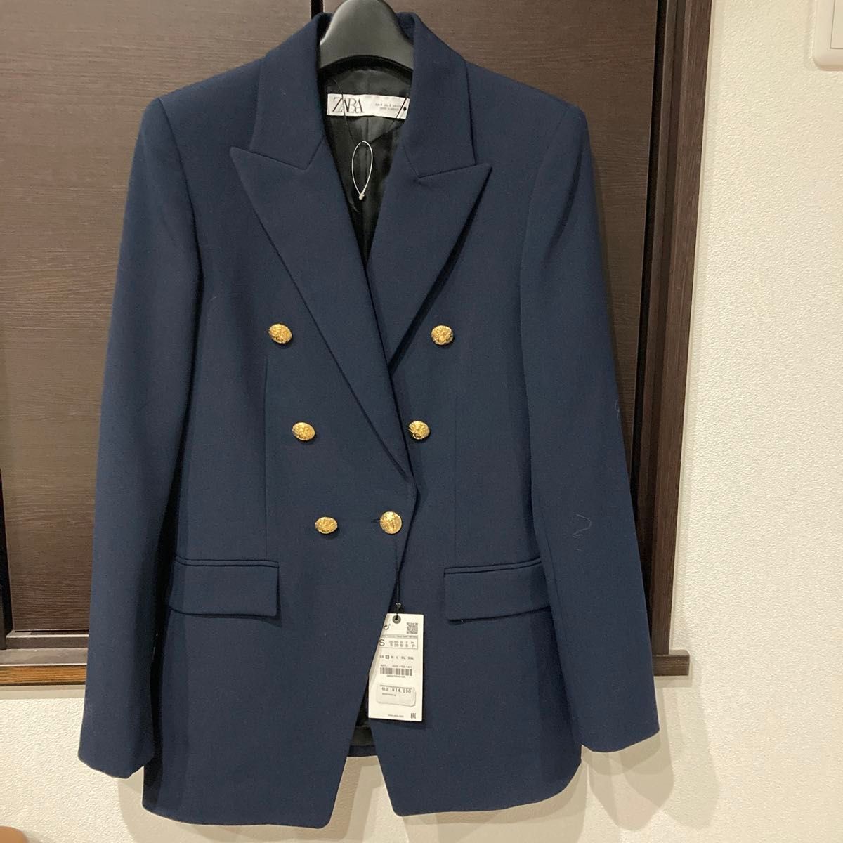 ZARA ダブルブレストブレザー|Yahoo!フリマ(旧PayPayフリマ) ZARA ダブルブレストブレザー|Yahoo!フリマ(旧PayPayフリマ)