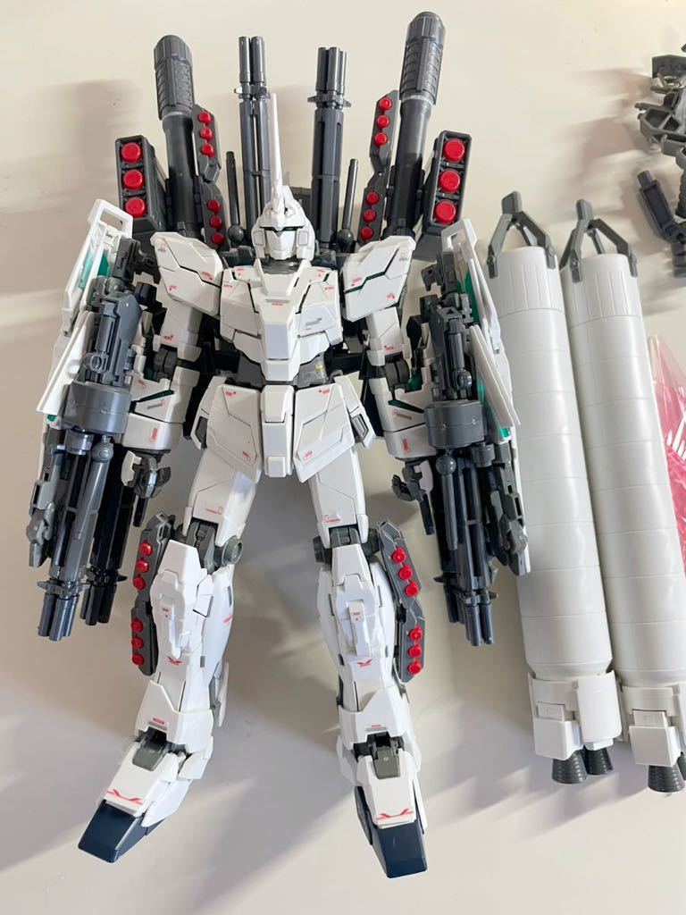 【完成品】MG 1/100 フルアーマーユニコーンガンダムVer.Kaジャンク/ 説明書付き_画像2