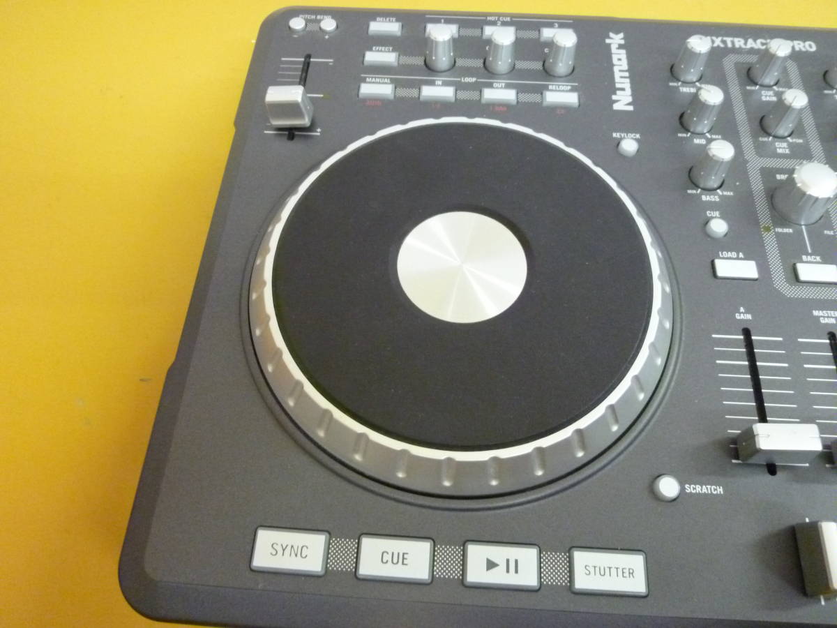 KK303 Numark DJコントローラー MixtrackPro オーディオインターフェイス 楽器機材 音楽機器 動作未確認 現状品 ジャンク扱/100_画像4