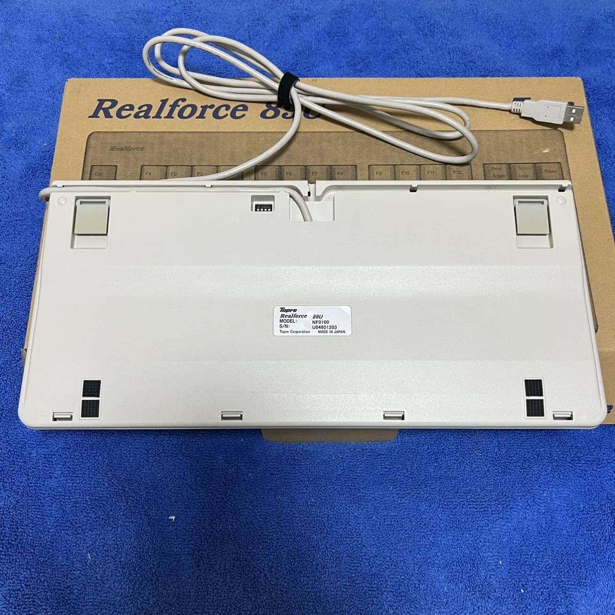 【ほぼ未使用品】東プレ Realforce 89 U Topre リアルフォース 日本製 国産 キーボード USB 箱・説明書付 静電容量無接点方式 実働品_画像5