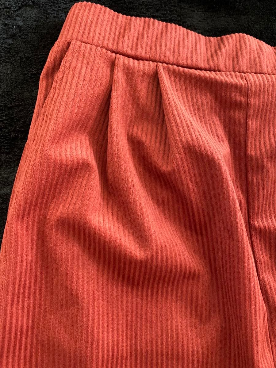 新品 オレンジナロースカート