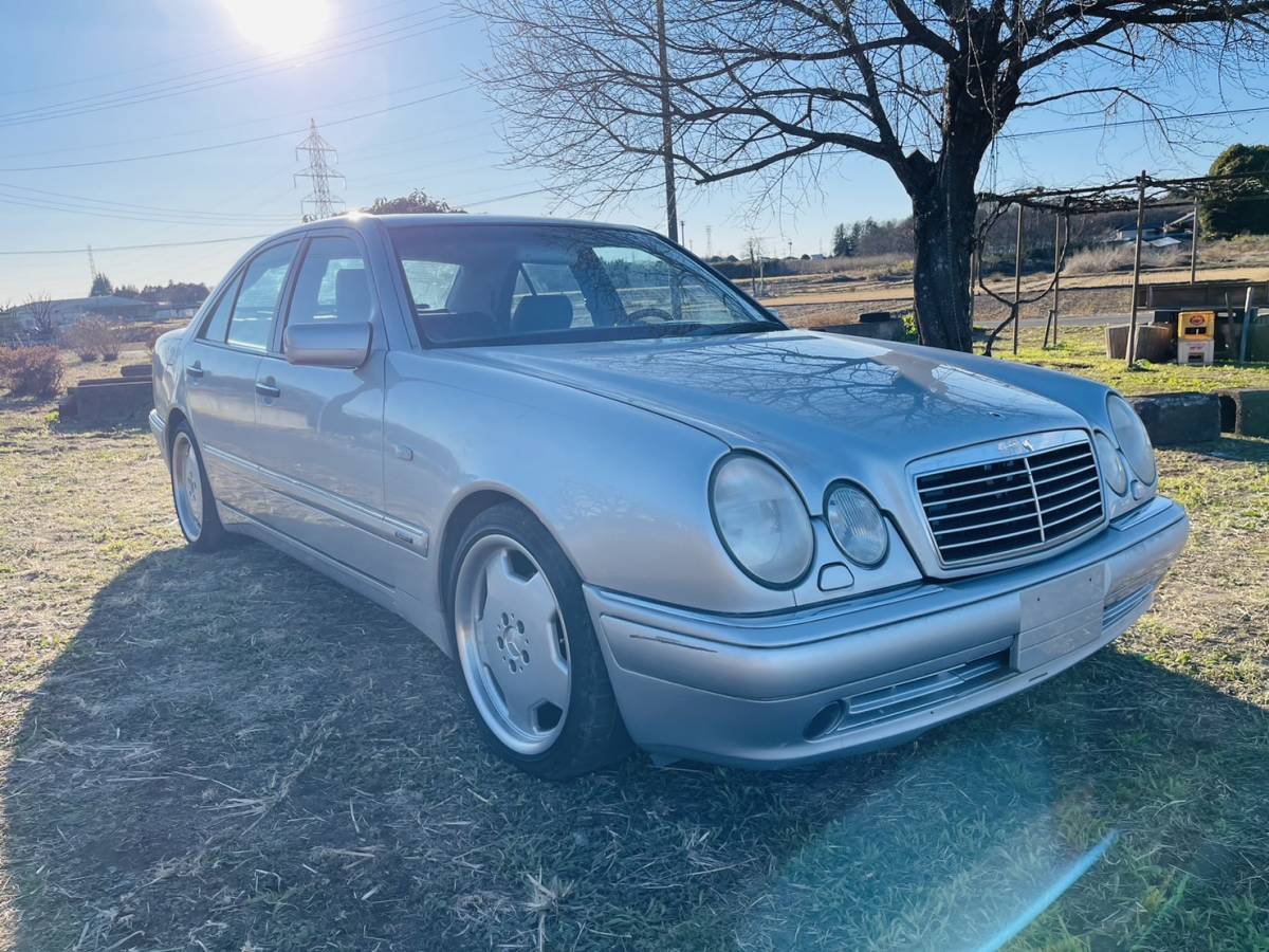 平成10年式 メルセデスベンツW210 E320アバンギャルド AMG E55仕様 一時抹消書類有り_画像2