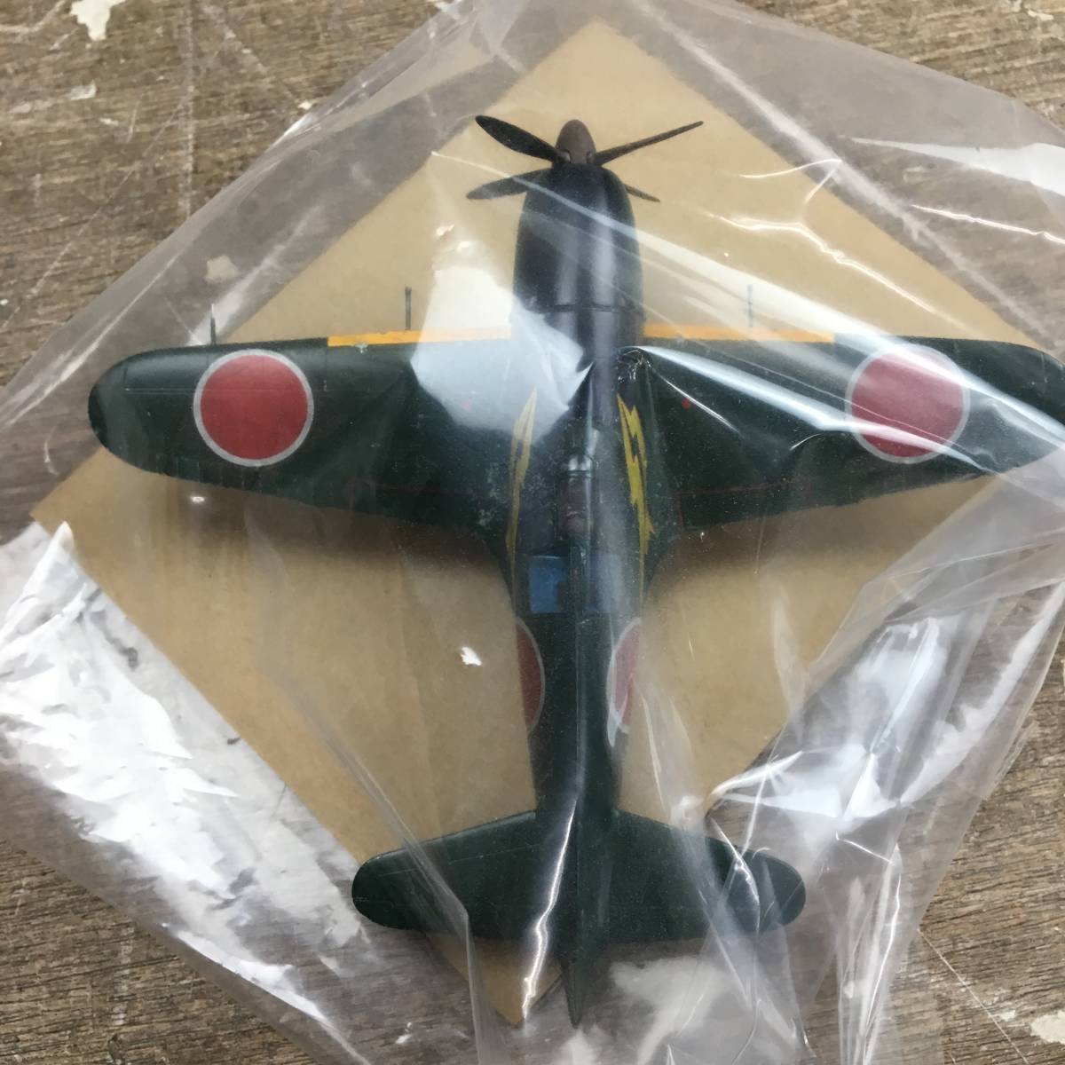 Hasegawa/ハセガワ 三菱J2M3 局地戦闘機 雷電21型 Mitsubishi J2M3 RAIDEN 1/72 組立済 完成品 プラモデル 説明書付き 菊E_画像6