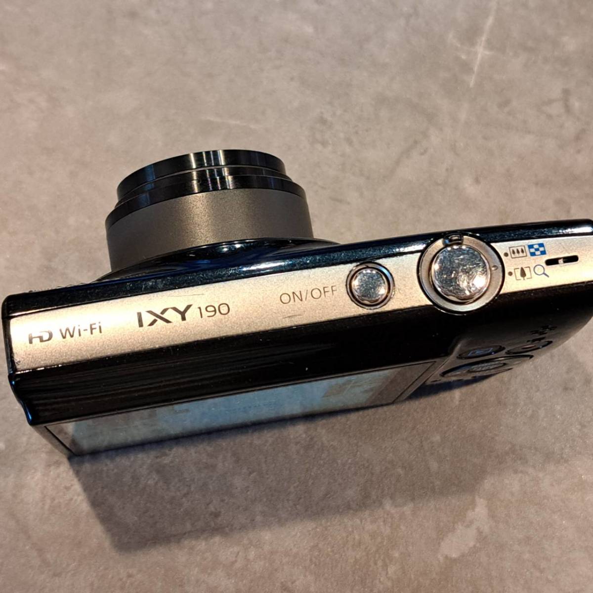 Canon デジタルカメラ IXY 190 BK ブラック 光学10倍ズーム IXY190BK 本体・バッテリーのみ。　レンズ傷あり_画像3