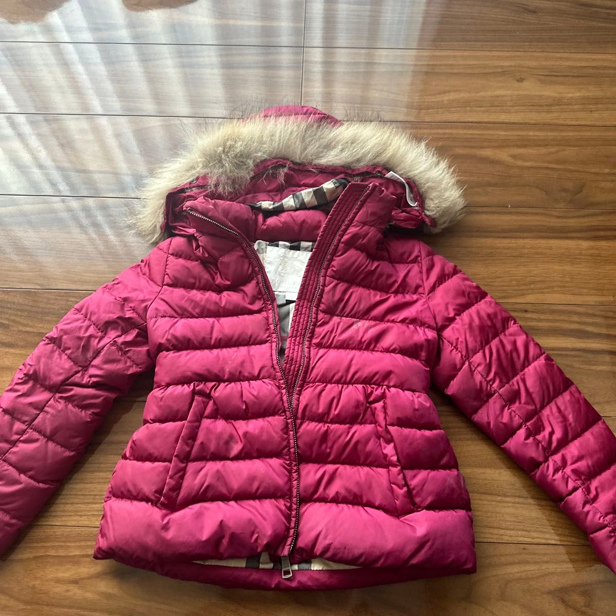 Burberryバーバリー ダウン ピンク 8Y 128 ベビー・キッズ Burberryバーバリー ダウン ピンク 8Y 128 ベビー・キッズ