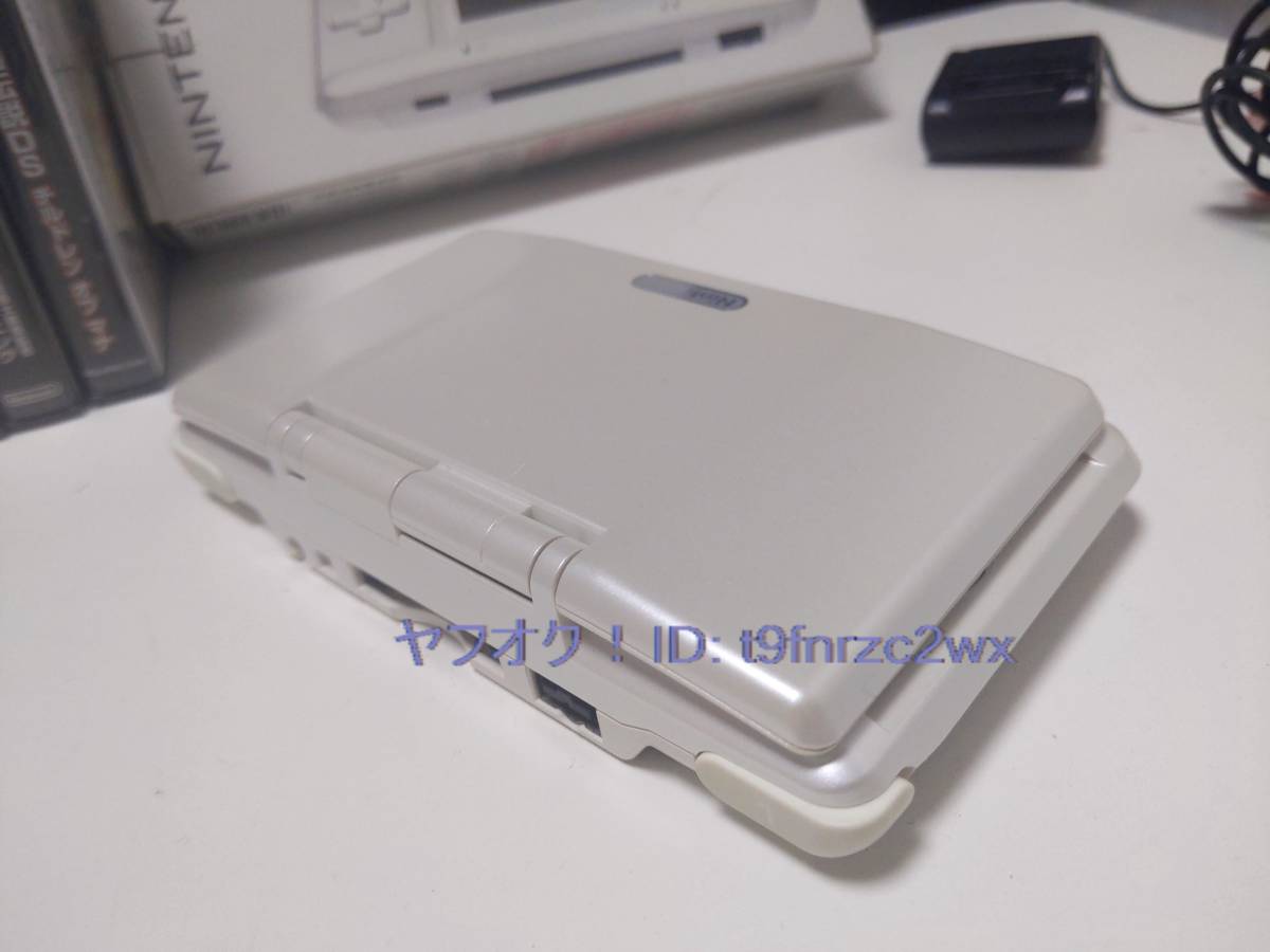 ニンテンドーDS 本体 NTR-001 任天堂 Nintend 箱&AC&ソフト付 ニンテンドーDS 本体 NTR-001 任天堂 Nintend 箱&AC&ソフト付
