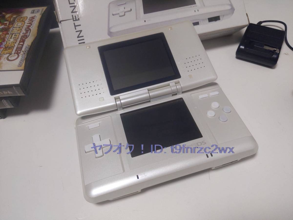 ニンテンドーDS 本体 NTR-001 任天堂 Nintend 箱&AC&ソフト付 ニンテンドーDS 本体 NTR-001 任天堂 Nintend 箱&AC&ソフト付