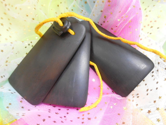 (送料無料)2.590円 沖縄三板(サンバ)楽器 黒檀製 化粧袋付きの画像8