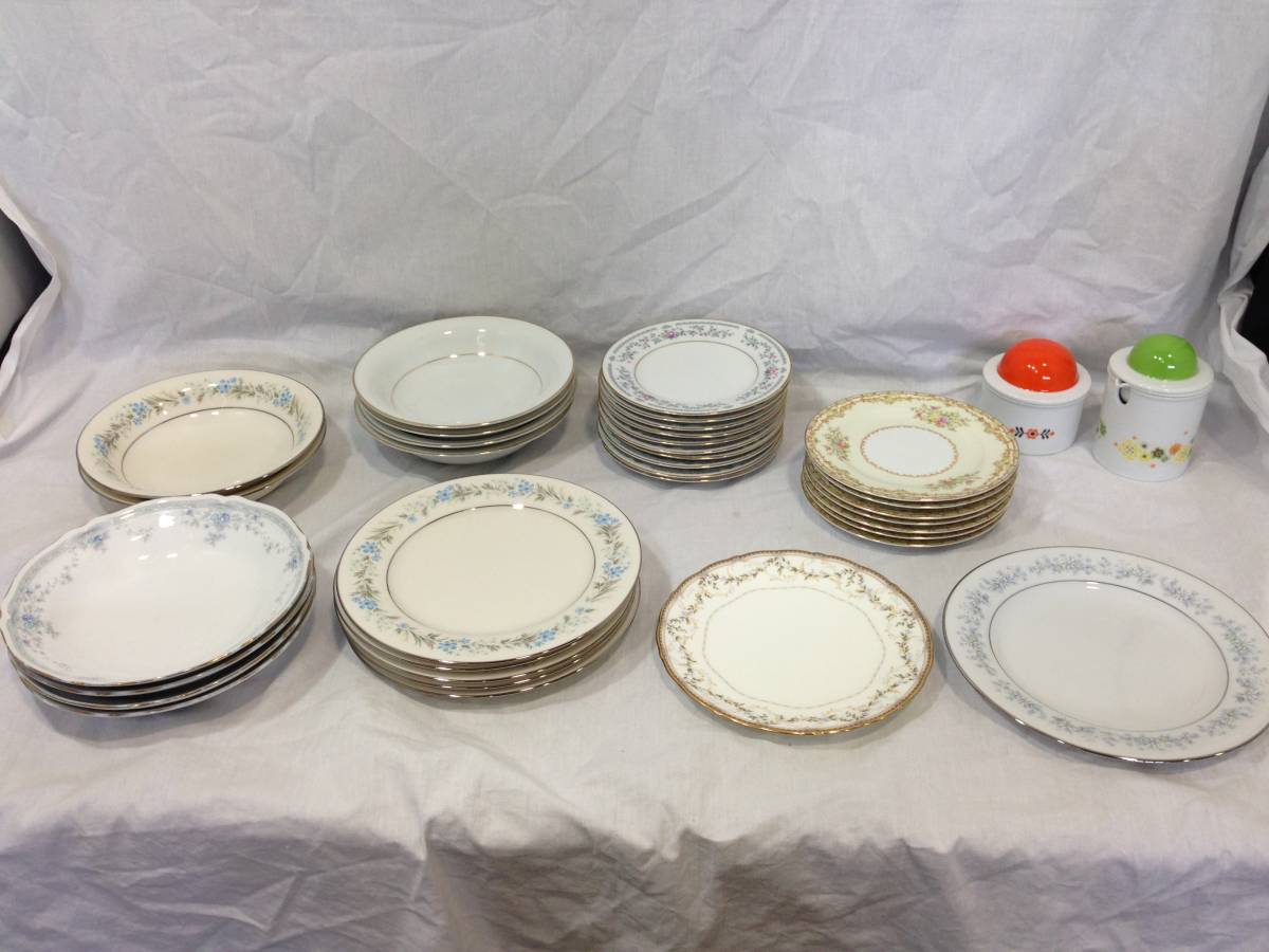 ◆ Noritake ノリタケ SIERRAMORENA HIGHLAND OCCUPIED 他 中皿 プレート皿 小皿 卓上調味料入れ 36枚まとめて 洋食器 汚れあり 中古品_画像1