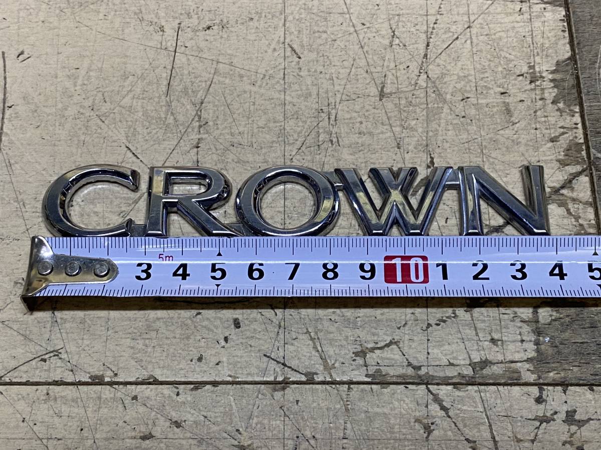 クラウンセダン用　CROWN　クラウン　ロゴ　エンブレム　両面テープ付き　送料無料_画像2