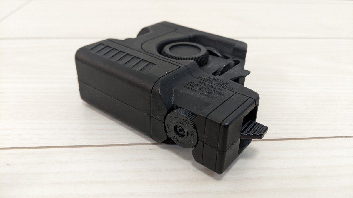 東京マルイ SOCOM ソーコム Mk23 LAM ライトモジュール 点灯OK 東京マルイ SOCOM ソーコム Mk23 LAM ライト モジュール