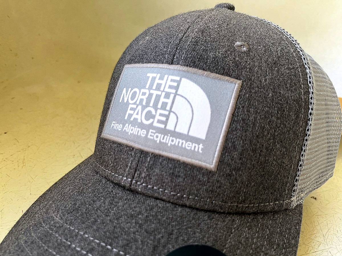 USA限定 本物 日本未発売 The North Face ノースフェイス ブラックデニム トラッカーハット メッシュキャップ 帽子 男女兼用 One Size_画像3