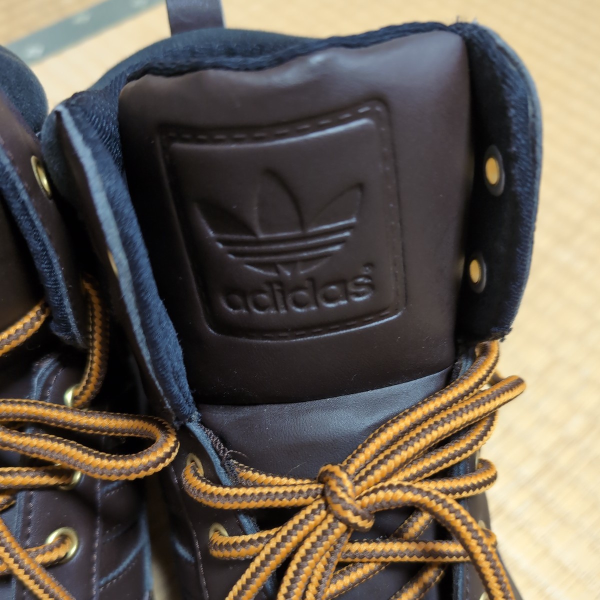 美品 アディダス adidas originalsChasker Boot チェスカーブーツ G95578 サイズ27.5センチ_画像7