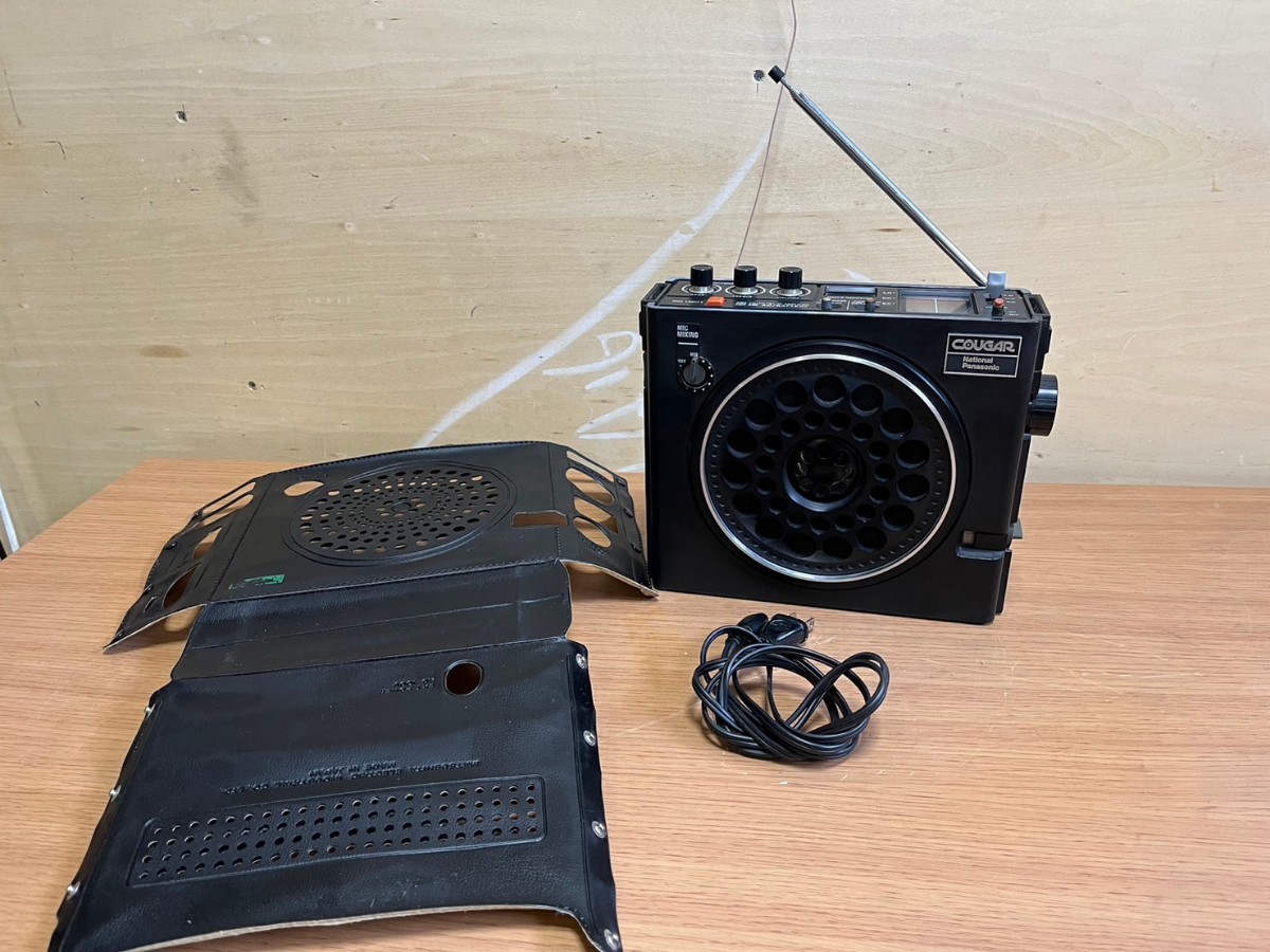 0 rare goods National / Panasonic 3 band radio COUGAR RF-888 Vintage radio FM reception only verification present condition with cover secondhand goods ③