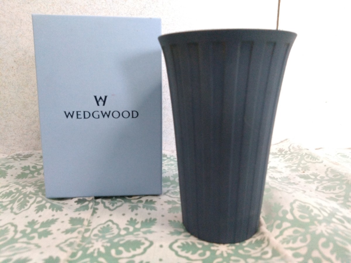 ● WEDGWOOD ウェッジウッド ビアマグ タンブラー ビア マグカップ ENGLAND製 イギリス 箱付き ネイビー 紺 色 未使用 長期保管品 ③_画像1