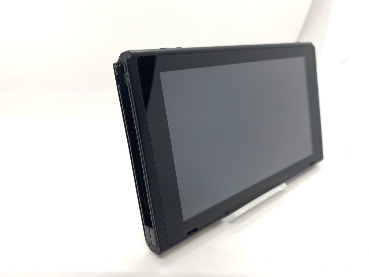 美品 ニンテンドー スイッチ 本体のみ 2021年製 XKJ 動作確認 美品 ニンテンドー スイッチ 本体のみ 2021年製 XKJ 動作確認