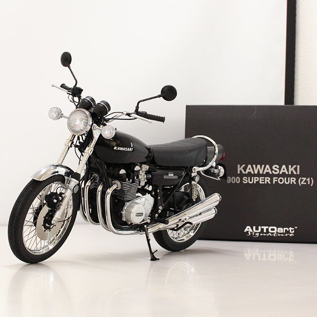 Yahoo!オークション - 《中古》オートアート 1/6 カワサキ 900 Yahoo!オークション - 《中古》オートアート 1/6 カワサキ 900