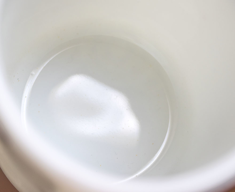 おすすめ! オールド パイレックス カッパーフィリグリー テーブルウェア マグ カップ２個 耐熱 ミルクガラス コーヒー ココア ビンテージ_画像5