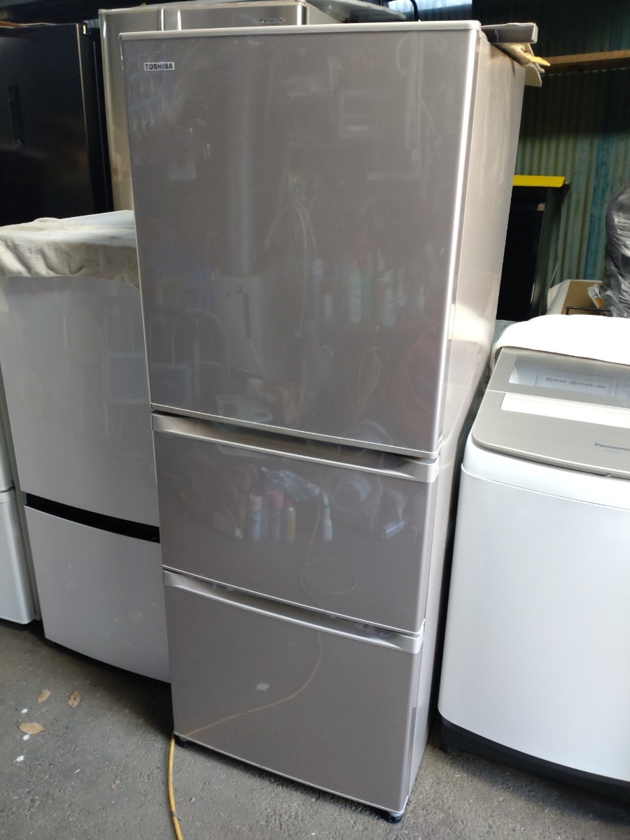 【店頭渡し推奨】東芝　ノンフロン冷凍冷蔵庫　GR-H34SY 2015年製　340L 　3ドア　自動製氷 中古　現状渡し_画像1