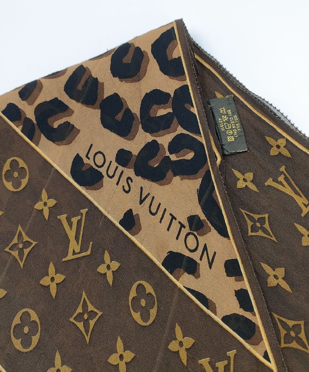 S2509●送料198円～ LOUIS VUITTON ルイヴィトン モノグラム レオパード ストール シルク 薄手 シースルー ブラウン系_画像3