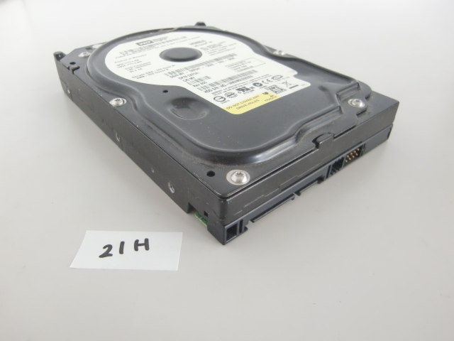 中古 3.5インチ ハードディスク S-ATA Western Digital 80GB WD800JD CrystalDiskInfo 注意 現状品 21H_画像1