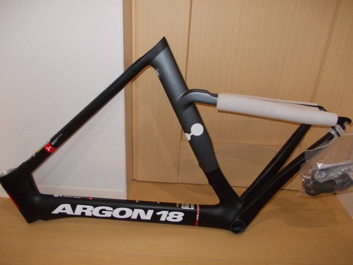 ARGON18　NITROGEN PRO サイズL　エアロハンドル付属 定価\575000　未組立品_画像2