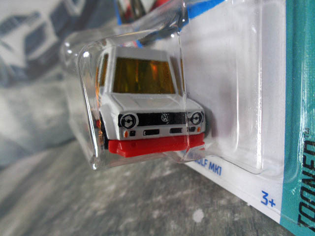 HotWheels TOONED VOLKSWAGEN GOLF MK1　ホットウィール トゥーンド フィルクスワーゲン ゴルフ Mk1　　///(016)_画像3