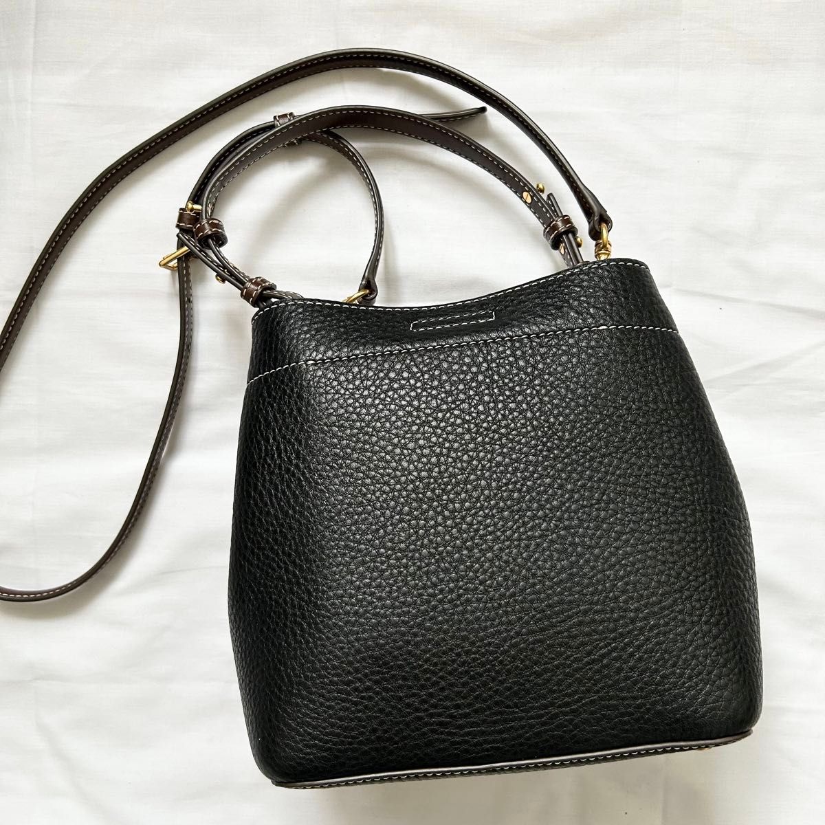 極美品 即完品 2way トリーバーチ ショルダーバッグ 黒 レザー 極美品 即完品 2way トリーバーチ ショルダーバッグ 黒 レザー