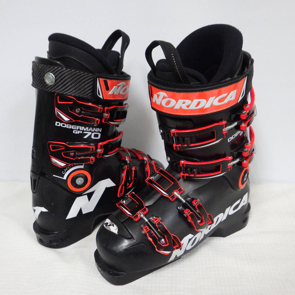 NORDICA/ノルディカ DOBERMANN GP 70 ドーベルマン スキーブーツ サイズ23.0-23.5 ソール長275mm 2019-2020モデル ジュニア ブラック_画像1