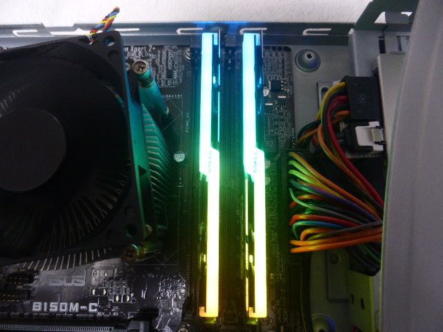 メモリ デスクトップパソコン用 G.SKILL TRIDENT Z NEO RGB DDR4-3600 PC4-28800 16GBx2枚 合計32GB F4-3600C16D-32GTZNC 起動確認済です_画像8